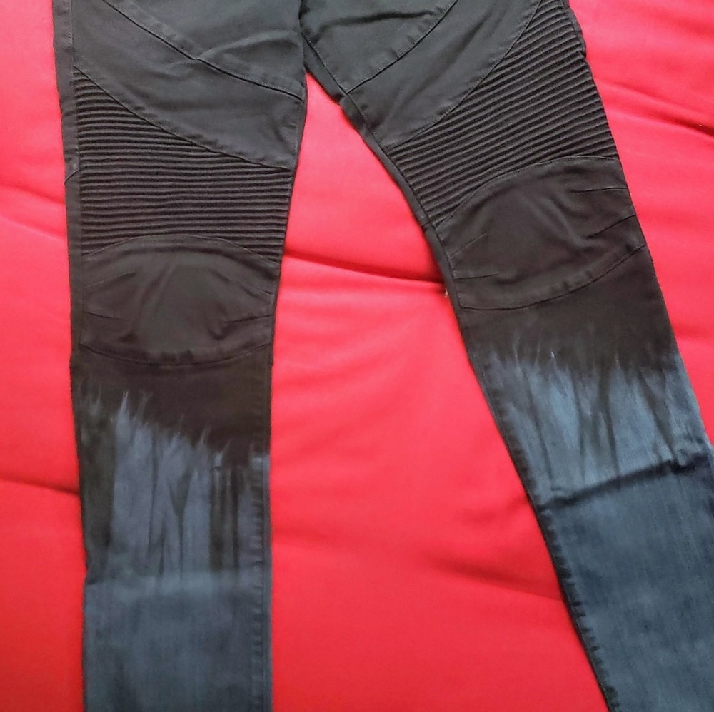 True Religion Jeans (New w/ tags attached) - Picture 4 of 7